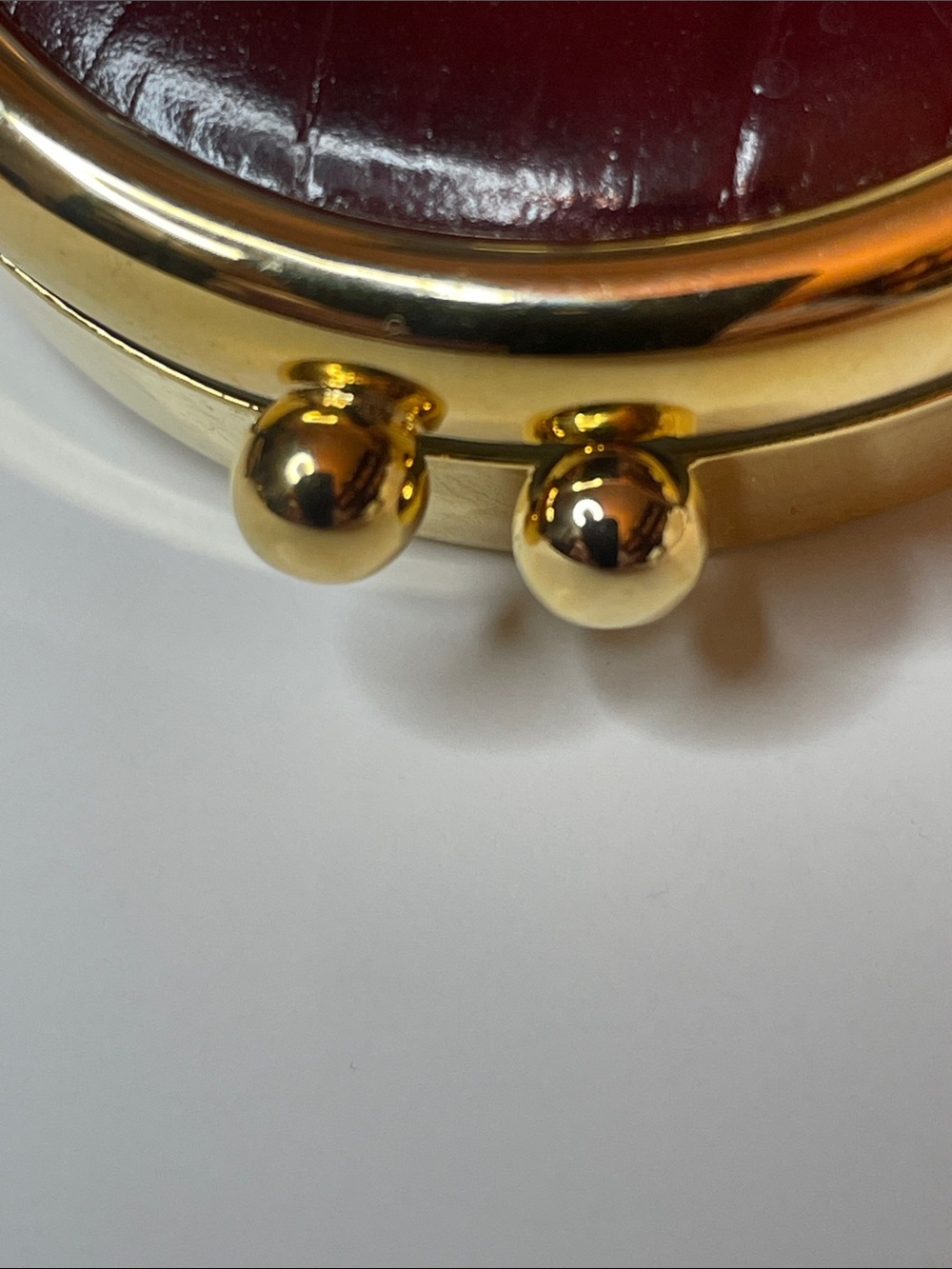 Vintage Etienne Aigner Small Oxblood Leather Pill Box Four Interior Sections - Picture 3 of 6